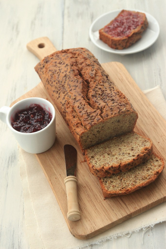 Grain-free Flax Almond Bread