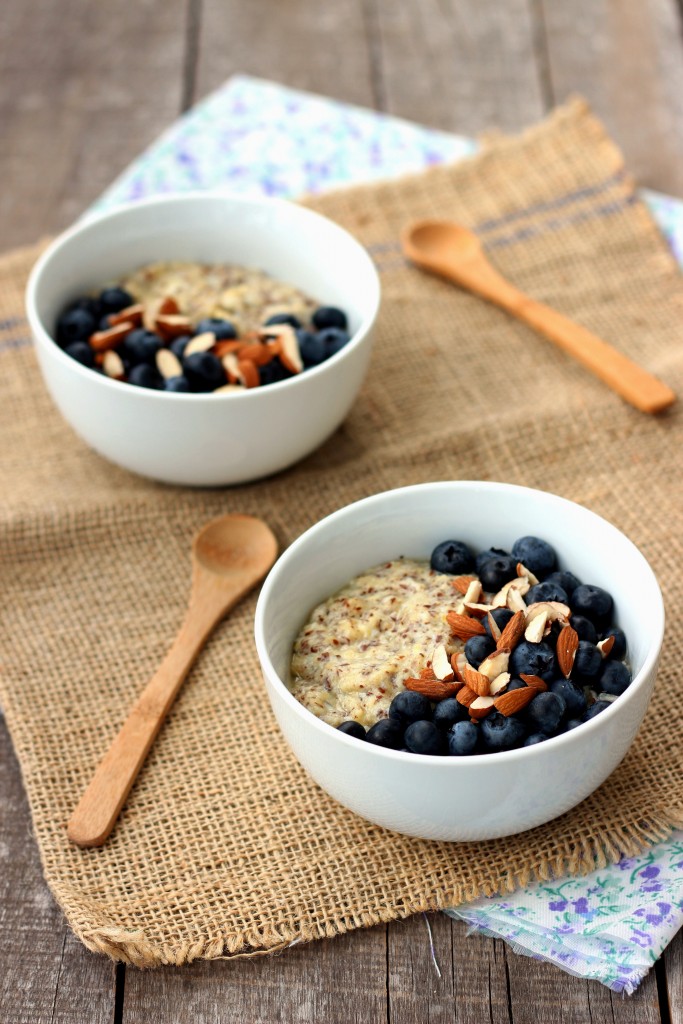 Blueberry & Almond Flaxseed Porridge