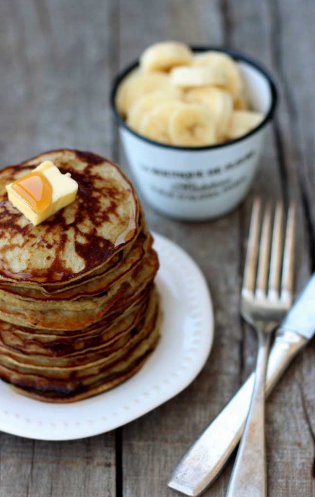 2-Ingredient Banana Pancakes