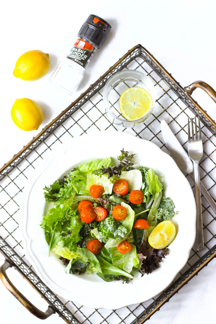 Refreshing Summer Salad with Lemon Vinaigrette
