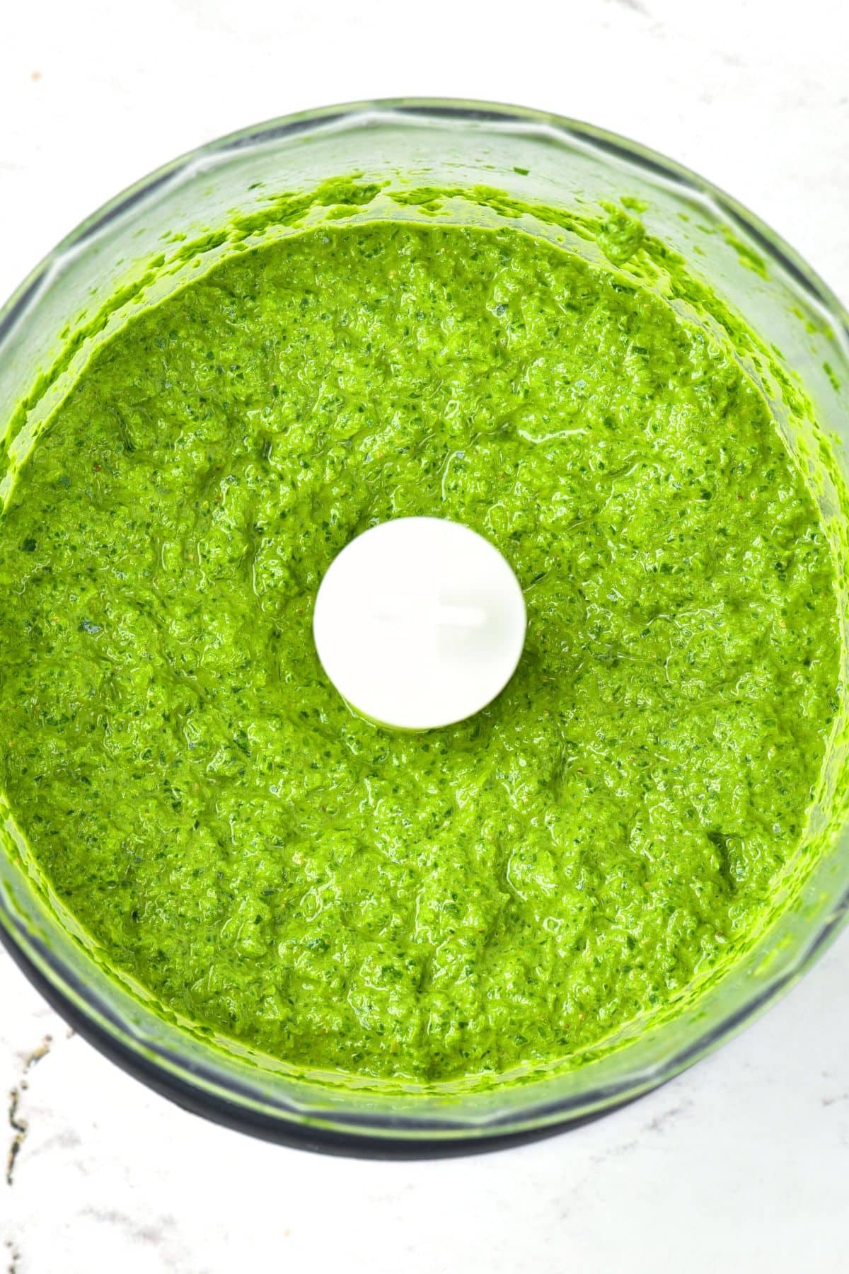 Pesto in food processor