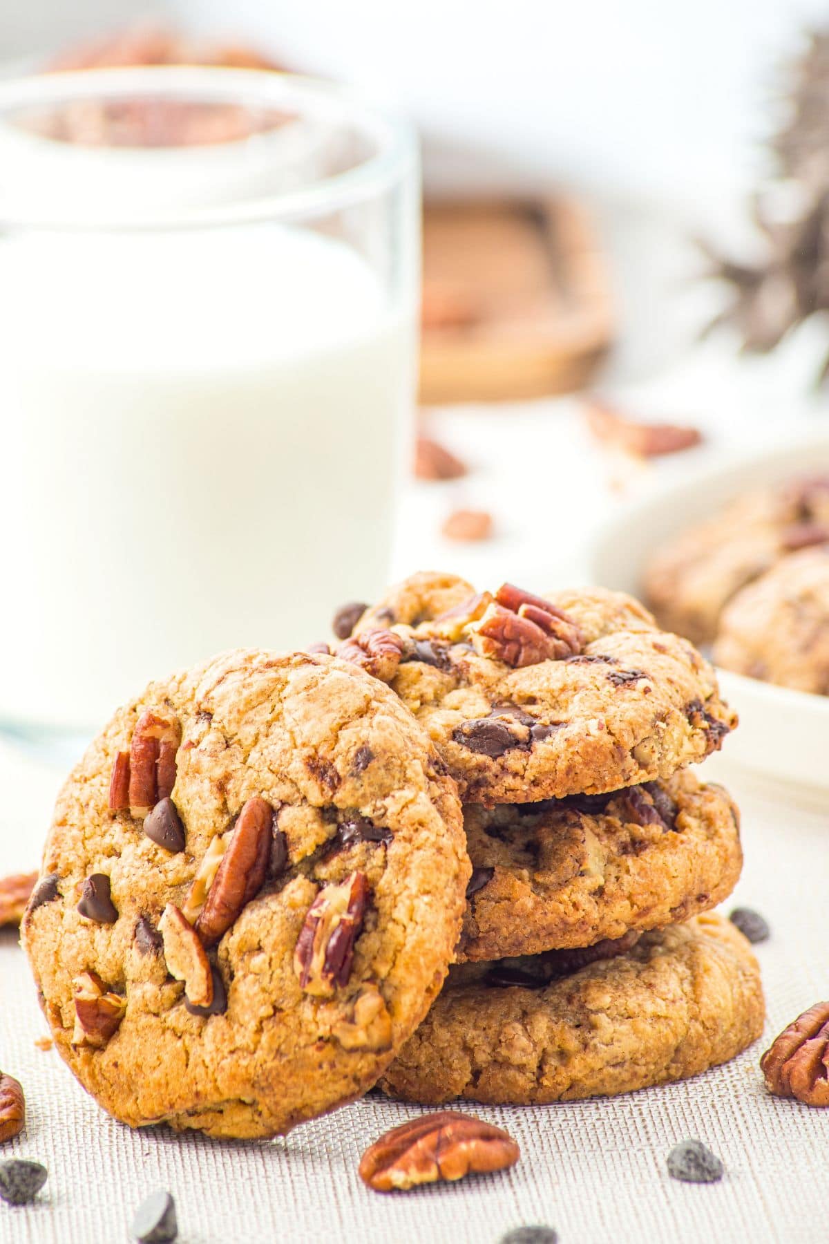 Browned butter pecan chocolate chip cookies and milk