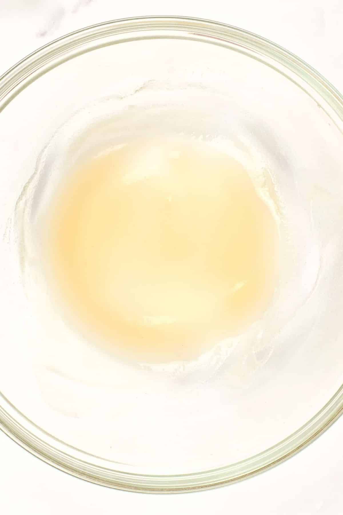 Agar agar mixture in glass bowl.