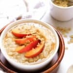 Easy Maple Oatmeal Porridge (Gluten-Free, Vegan)