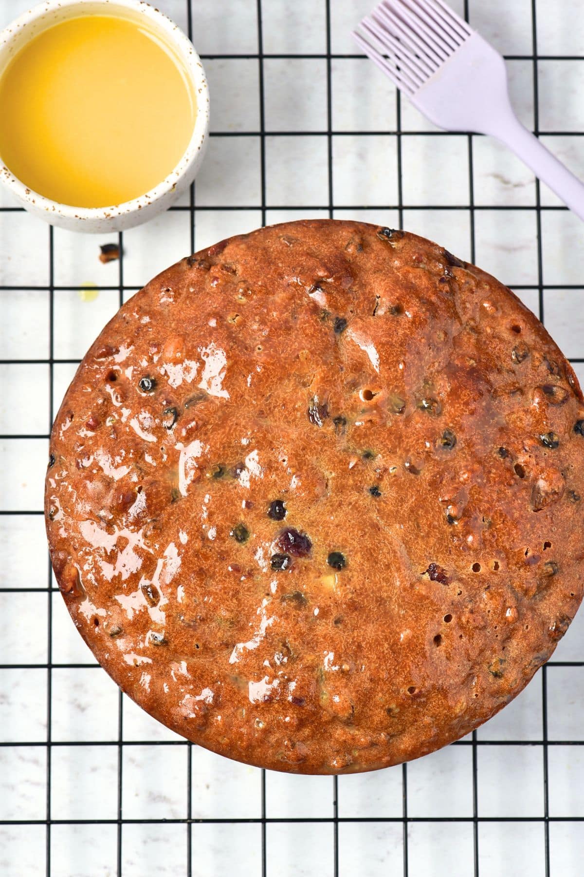 Fruitcake cooling on wire rack