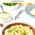 A bowl of mashed potatoes on kitchen towel