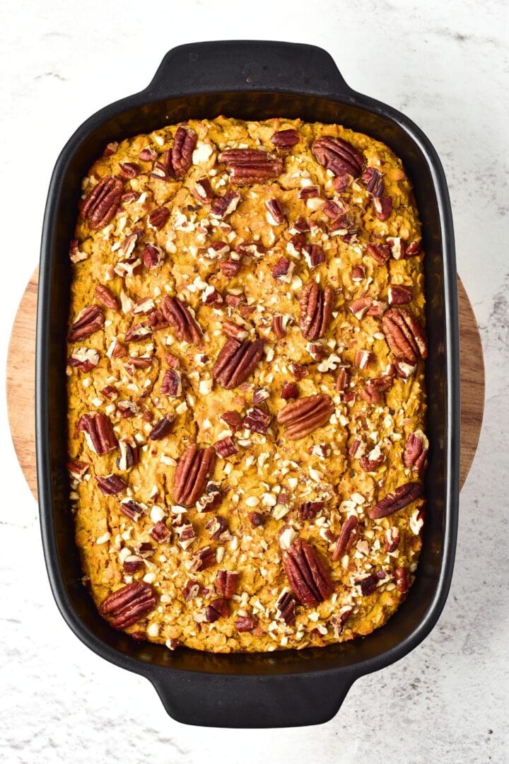 Pumpkin oatmeal bake in casserole dish.