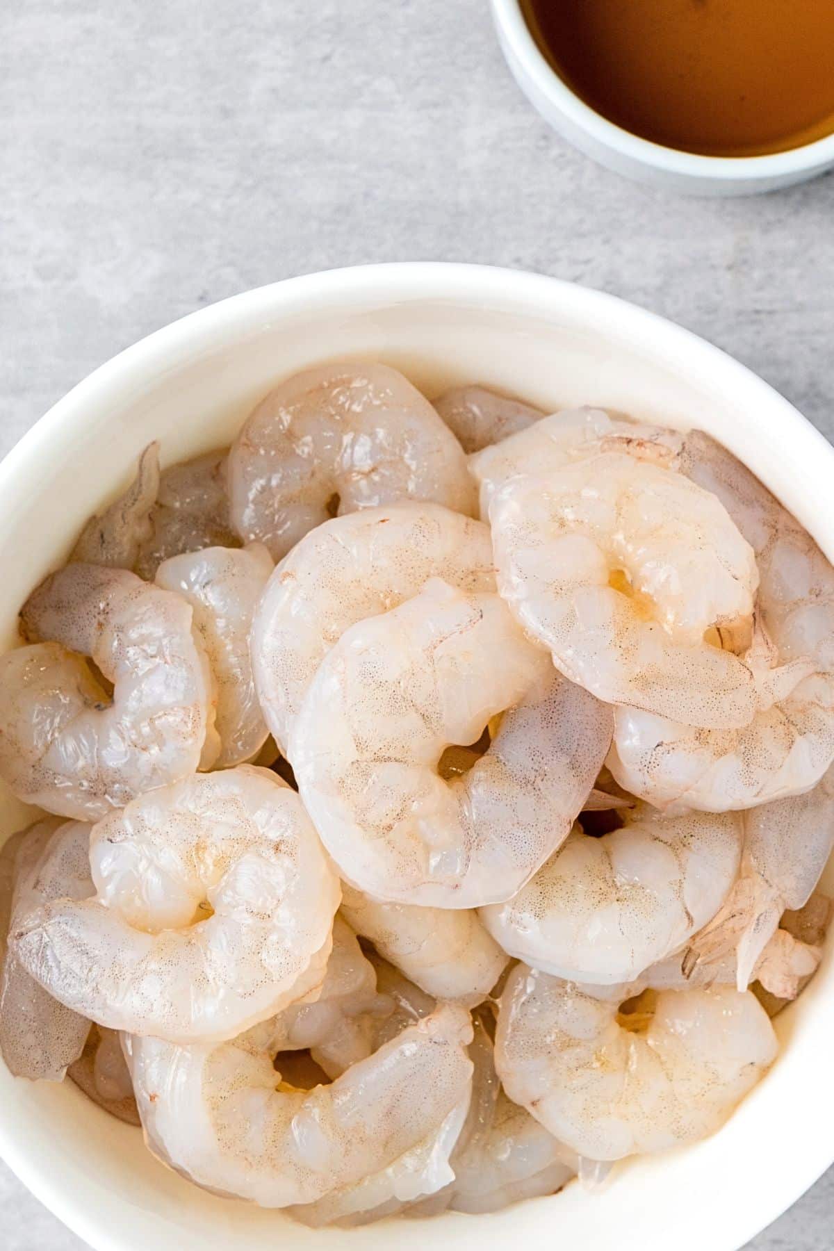 Raw shrimp in bowl
