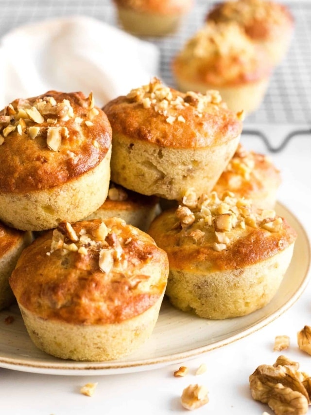 BANANA MUFFINS