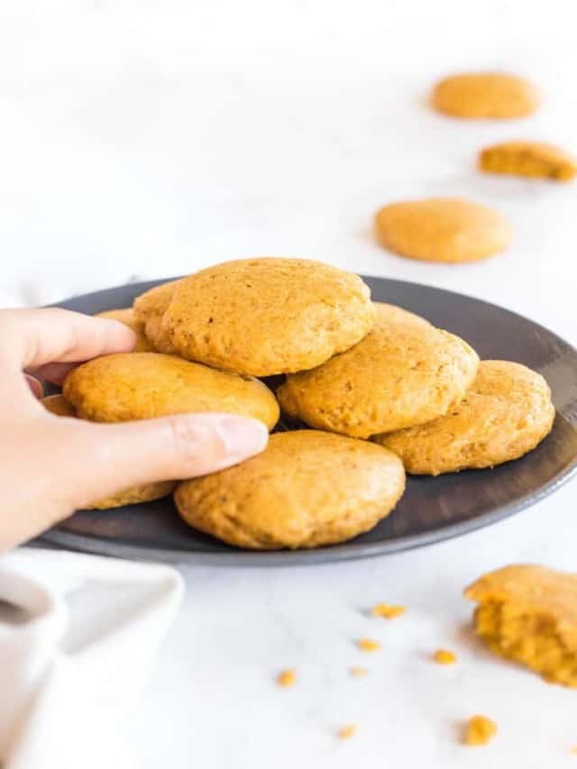 SOFT PUMPKIN COOKIES